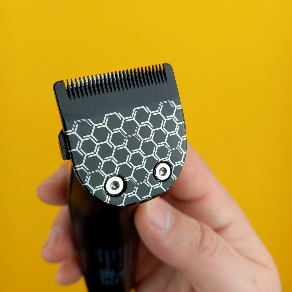 babyliss-mt727e-karbonovo-titanove brity