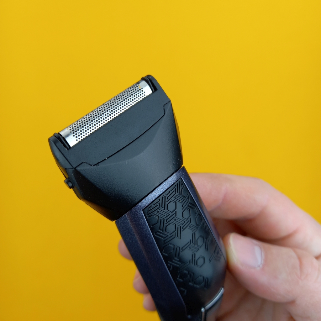 babyliss-mt727e- nasatavec s foliovym holicim strojkem